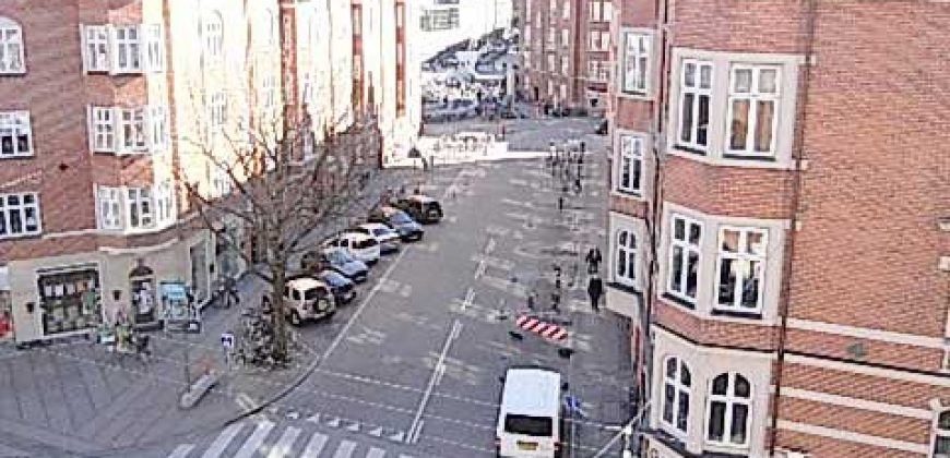 1033 – Møbleret Lejlighed København S