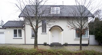 1067 – Skøn villa i Charlottenlund