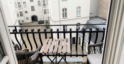 1524 – Classically beautiful apartment on Østerbro