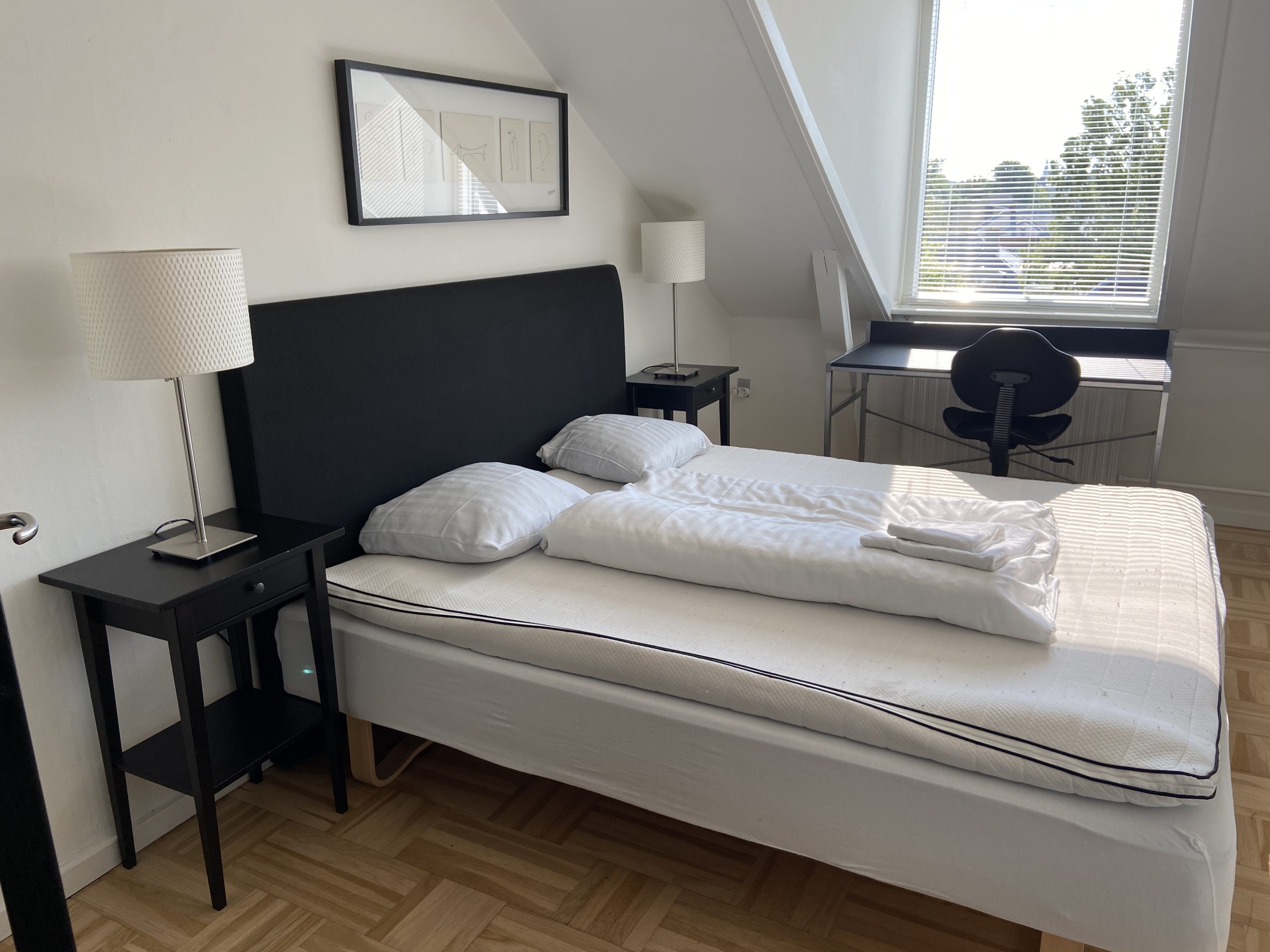 1721 – Three room apartment – fully furnished